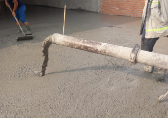 Những Lỗi Thường Gặp Khi Xoa Nền, Đổ Bê Tông Thủ Công và Cách Khắc Phục